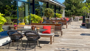 Terras restaurant Nest